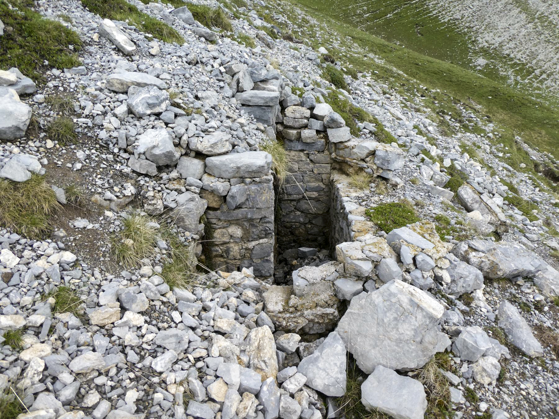 Ligne Maginot - ROCAMAIRE 5 - (Cuve pour arme d'infanterie) - Cuve 5 - ELLENA - CUNY