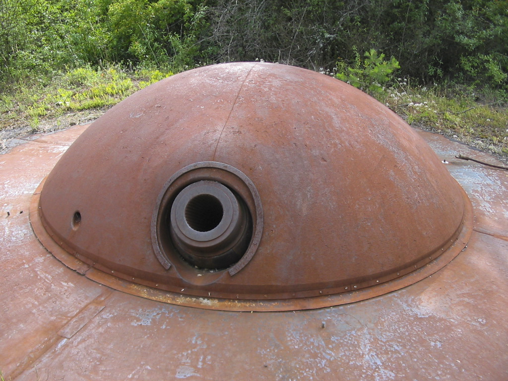 Ligne Maginot - FORT DE MUTZIG - (Ouvrage d'artillerie) - BATTERIE 2 - Fort Ouest
Tourelle de 15