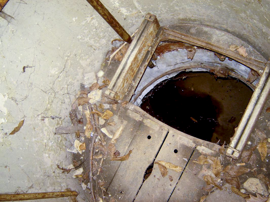 Ligne Maginot - FORT DE MUTZIG - (Ouvrage d'artillerie) - Observatoire d'artillerie N°1 - Intérieur
