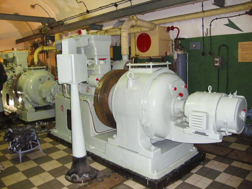 Ligne Maginot - SAINT GOBAIN - (Ouvrage d'infanterie) - L'usine électrique
Groupe électrogène CLM 308