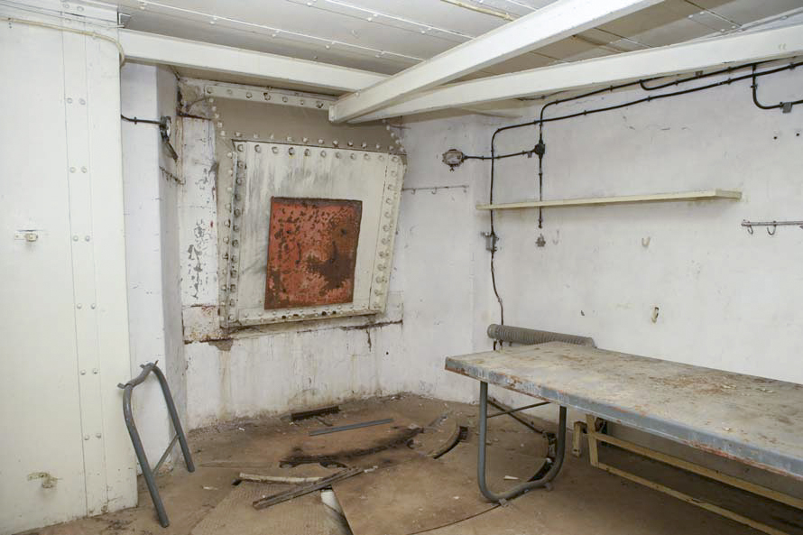 Ligne Maginot - SAPEY - (Ouvrage d'artillerie) - Bloc 4
La casemate pour 75