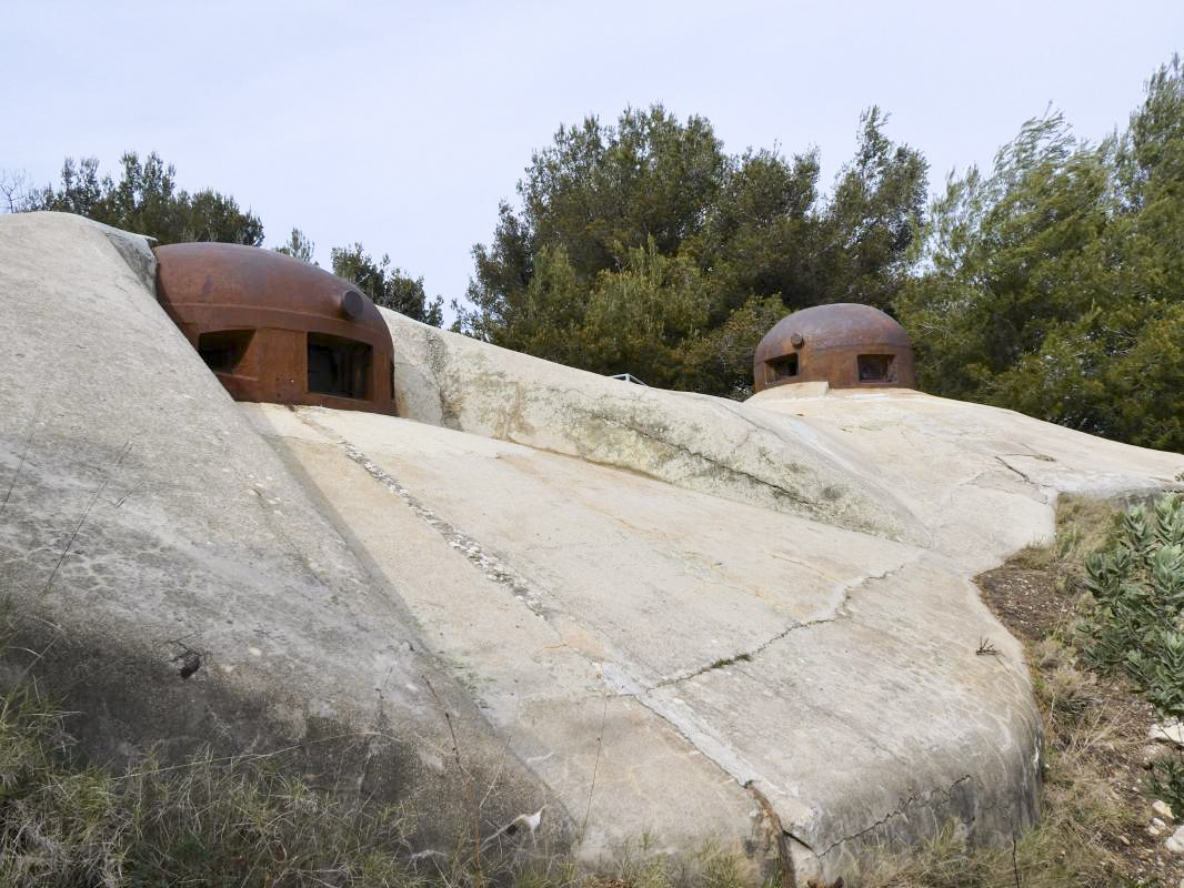 Ligne Maginot - ROQUEBRUNE - CORNILLAT - (Ouvrage d'artillerie) - Bloc 4