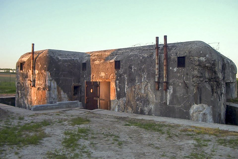 Ligne Maginot - OBERROEDERN SUD - RIEFFEL - (Casemate d'infanterie - Double) - La casemate avant sa restauration
