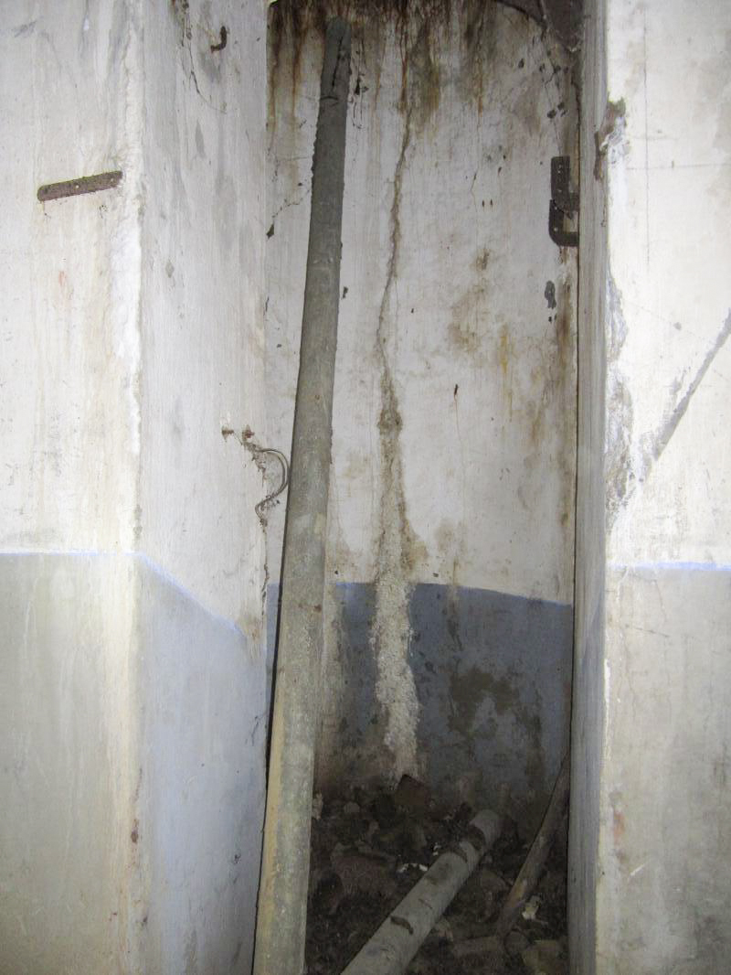 Ligne Maginot - OBERROEDERN NORD - (Casemate d'infanterie - Double) - Puits de la cloche GFM sud-est