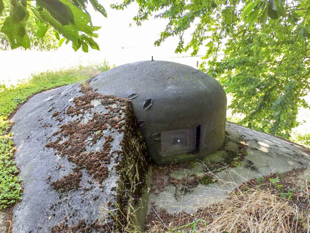 Ligne Maginot - ASCHBACH EST - O2 - (Casemate d'infanterie - double) - Cloche GFM nord-ouest