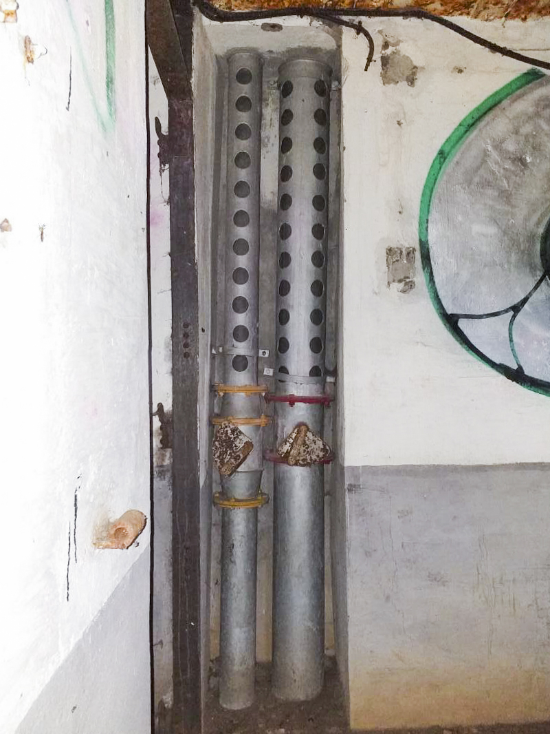 Ligne Maginot - BOIS de HOFFEN Ouest ( Casemate d'infanterie ) - Gaines de ventilation dans la chambre de tir