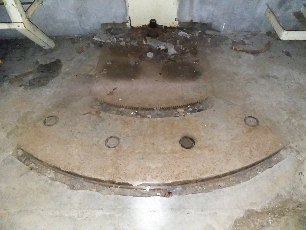 Ligne Maginot - BOIS de HOFFEN Ouest (Casemate d'infanterie) - Assise d'un mortier de 81