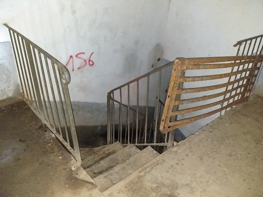 Ligne Maginot - BOIS de HOFFEN Ouest (Casemate d'infanterie) - Escalier vers étages inférieurs