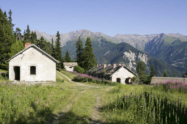 Ligne Maginot - SAPEY - (Casernement) - Les casernements extérieurs construits en 1934