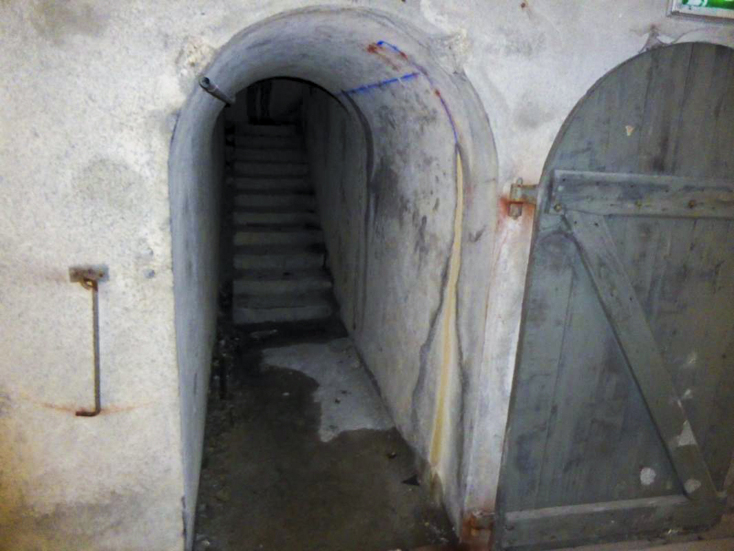 Ligne Maginot - TUNNEL DE L'ECLUSE - (Blockhaus pour canon) - Départ du fort, de la galerie vers le blockhaus.