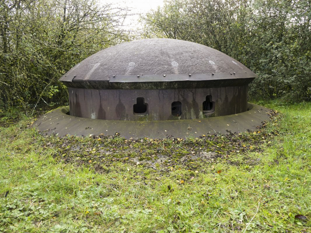 Ligne Maginot - WELSCHHOF - (Ouvrage d'infanterie) - Bloc 2
Tourelle pour Arme Mixte.