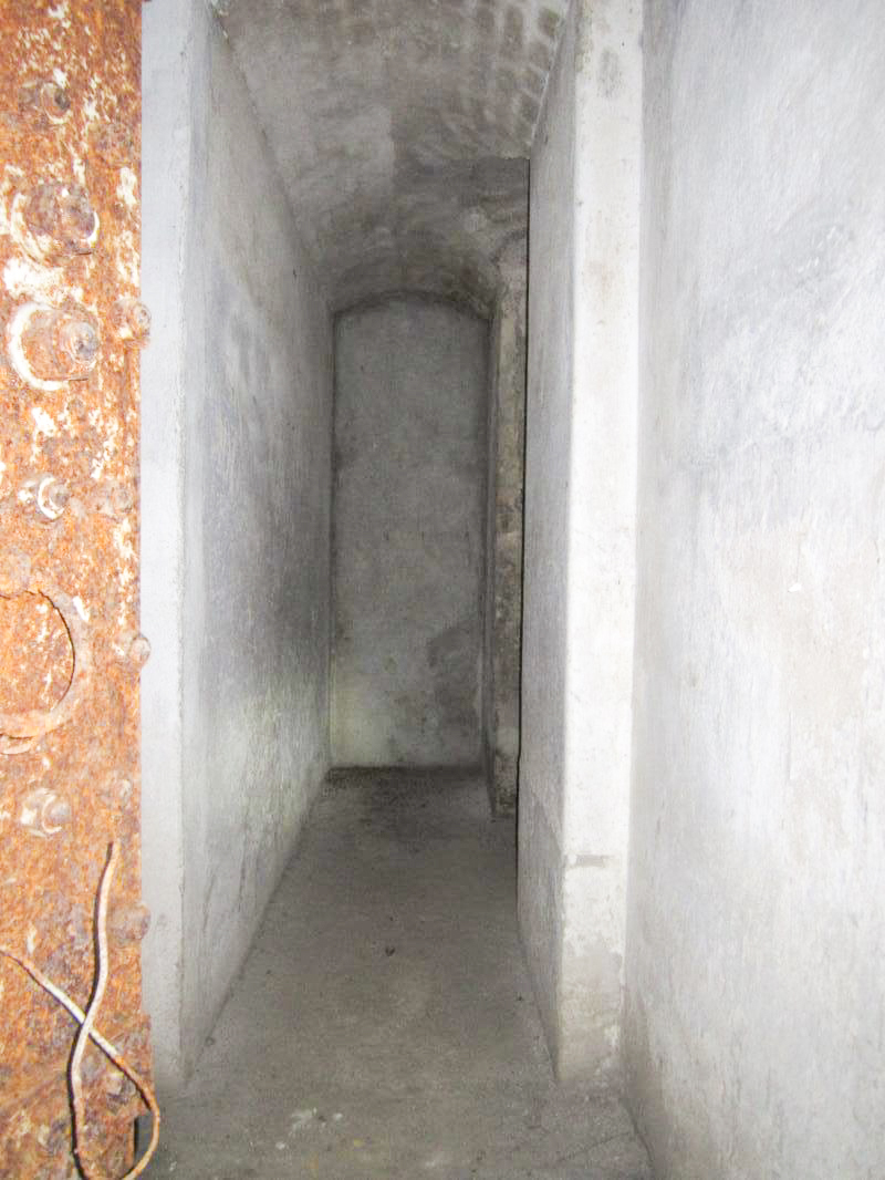 Ligne Maginot - I12 - (Abri) - Accès muré dans le couloir de circulation