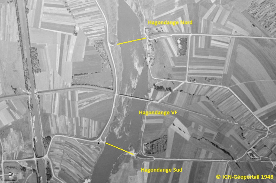 Ligne Maginot - HAGONDANGE SUD - (Infrastructure routiére) - Les ponts routiers dans l'immédiat après guerre. Ils ont été dynamités durant le conflit.
Au centre, le pont ferroviaire de la rocade militaire à voie normale Hagondange-Chailly.
