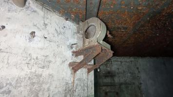 Ligne Maginot - FROHMUHL (PC DU QUARTIER KAPELLENHOF - II/153° RIF) - (Abri) - Carter de Ventilation installé sur son support  au coffre d'entrée Ouest 