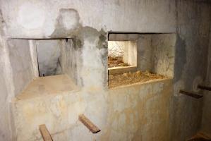 Ligne Maginot - MB351 - (Blockhaus lourd type STG / STG-FCR - Simple) - Goulotte pour grenades et créneau FM