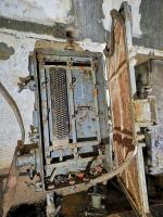Ligne Maginot - B3 - (Chambre de coupure) - L'un des deux boîtiers répartiteurs TM-32 (modernisé) ouvert.