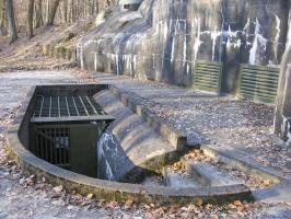 Ligne Maginot - SCHOENENBOURG - (Ouvrage d'artillerie) - Entrée des hommes
Escalier donnant accès