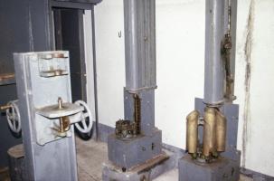 Ligne Maginot - MONTE GROSSO (MG) - E02 - (Ouvrage d'artillerie) - Bloc 4
Norias de la chambre de tir sud