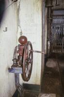 Ligne Maginot - MONTE GROSSO (MG) - E02 - (Ouvrage d'artillerie) - Bloc 4
Sous-sol du bloc, pompe d'alimentation d'eau du bloc