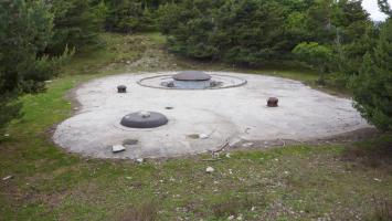 Ligne Maginot - MONTE GROSSO (MG) - E02 - (Ouvrage d'artillerie) - Le bloc 6
Tourelle de 135