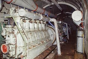 Ligne Maginot - MONTE GROSSO (MG) - E02 - (Ouvrage d'artillerie) - L'usine electrique
Moteurs SMIM type 6SR19 délivrant 150CV