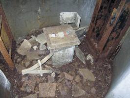 Ligne Maginot - HOFFEN ( Casemate d'infanterie ) - Réceptacle à douilles de la cloche GFM