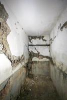 Ligne Maginot - HOFFEN - (Abri) - Les dégâts dans la réserve d'huile et de gasoil