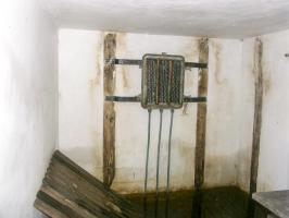 Ligne Maginot - I3 ( Chambre de coupure ) - Ces équipements ne sont pas d'origine, ils ont été installés dans le cadre de la refection du réseau dans les années 50 60