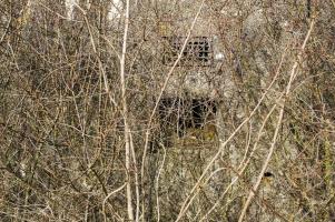 Ligne Maginot - MB341 - (Blockhaus pour canon) - Un des créneaux de tir avec l'entrée d'air sur le dessu