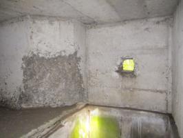 Ligne Maginot - BOIS DE RITTERSHOFFEN e - (Blockhaus pour arme infanterie) - Vue interne sur le créneau droit