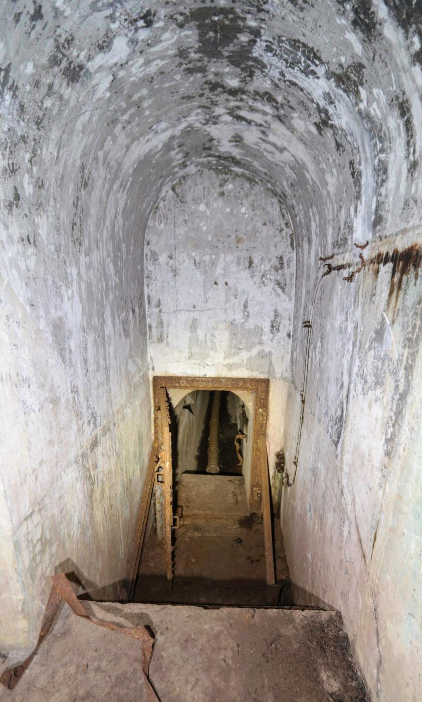Ligne Maginot - FROHMUHL (PC DU QUARTIER KAPELLENHOF - II/153° RIF) - (Abri) - Le départ de la galerie d'égout menant à l'issue de secours