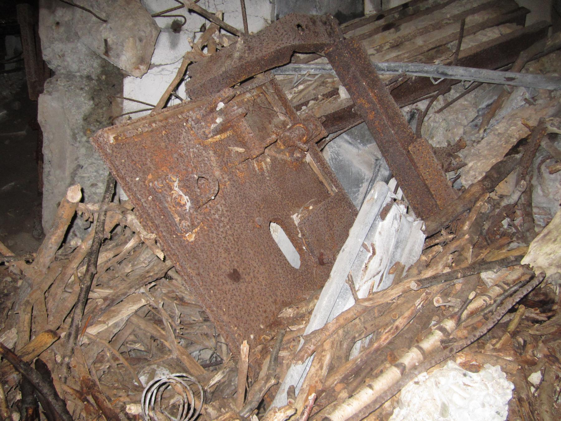 Ligne Maginot - HOCHWALD C5 - (Casemate d'infanterie) - Porte blindée