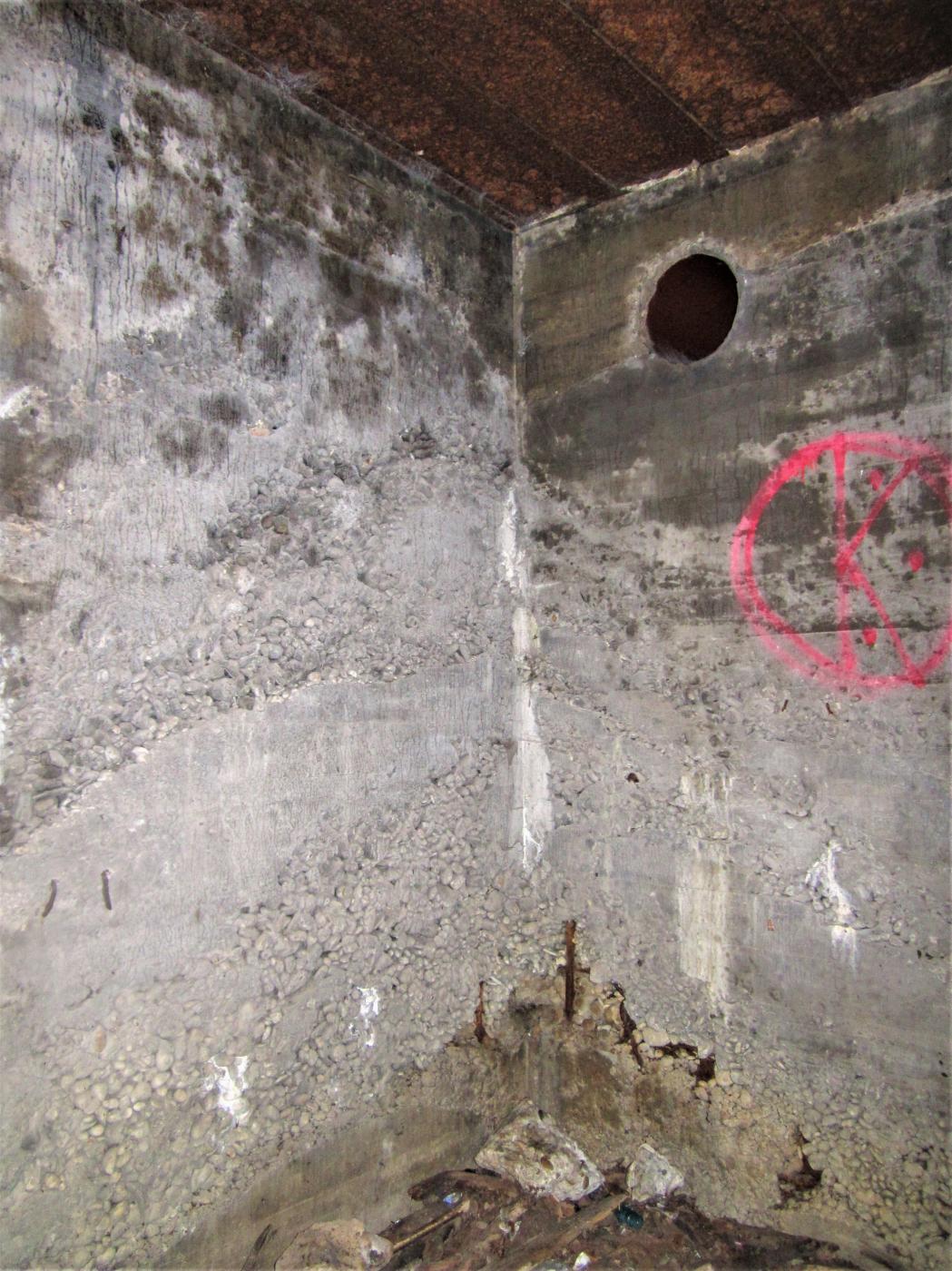 Ligne Maginot - 21 - LESERWOERTH - (Casemate d'infanterie - Simple) - Local
