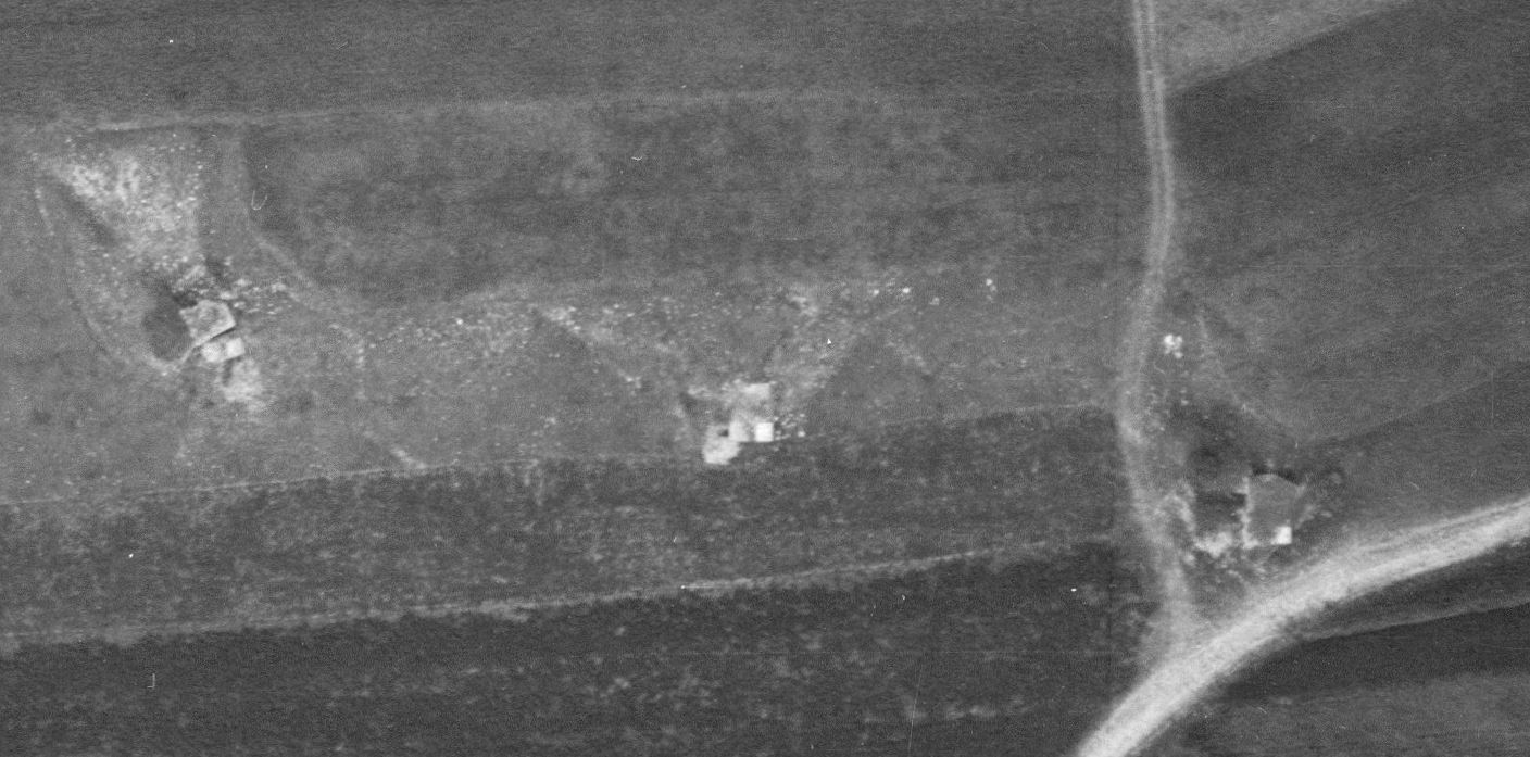 Ligne Maginot - FUERST 8 - (Blockhaus pour arme infanterie) - De gauche à droite : blockhaus Fuerst 8, observatoire Fuerst 9 et blockhaus Fuerst 10