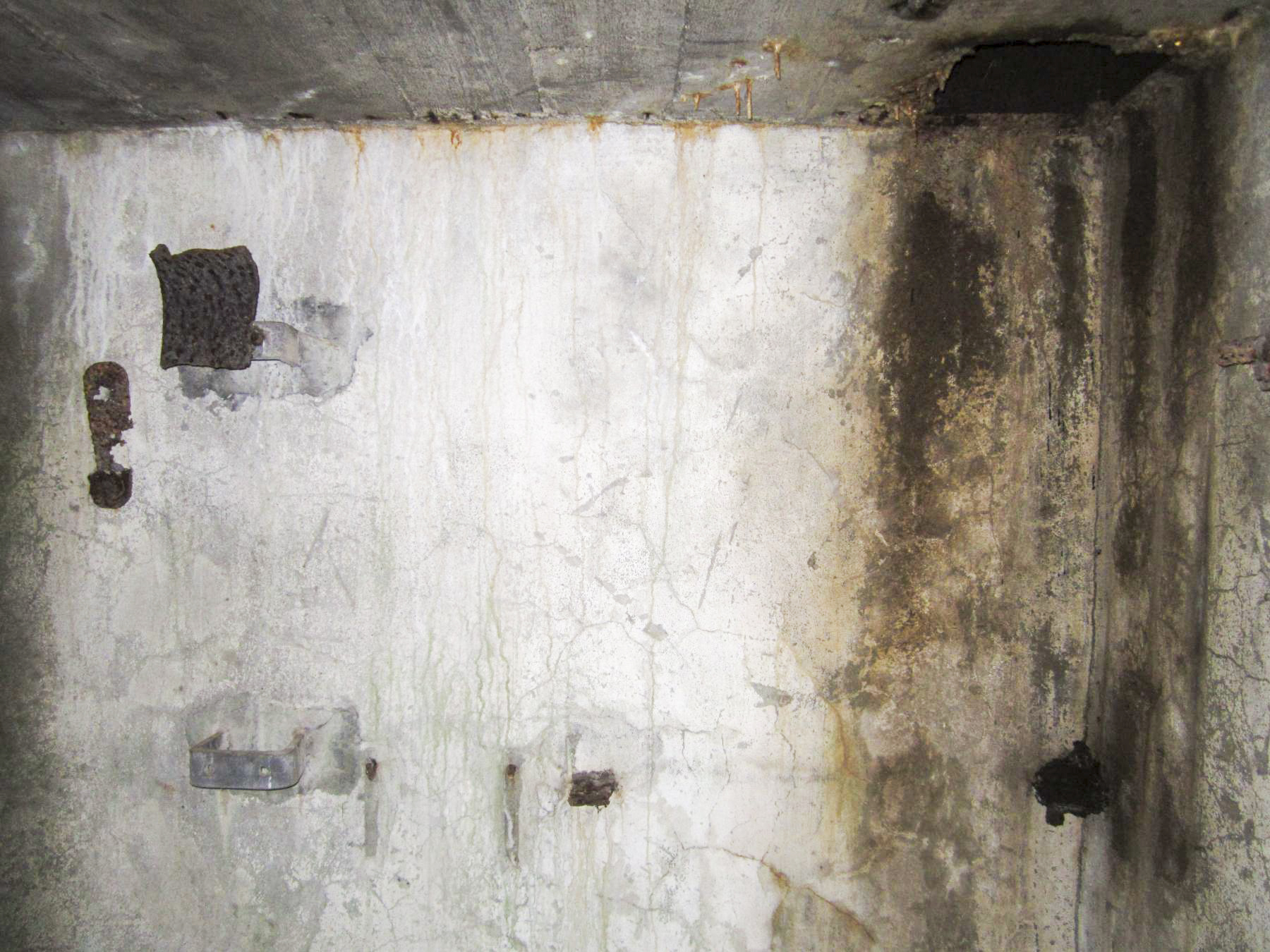 Ligne Maginot - REDUIT DU HOCHWALD - (Blockhaus pour arme infanterie) - Le support du ventilateur manuel