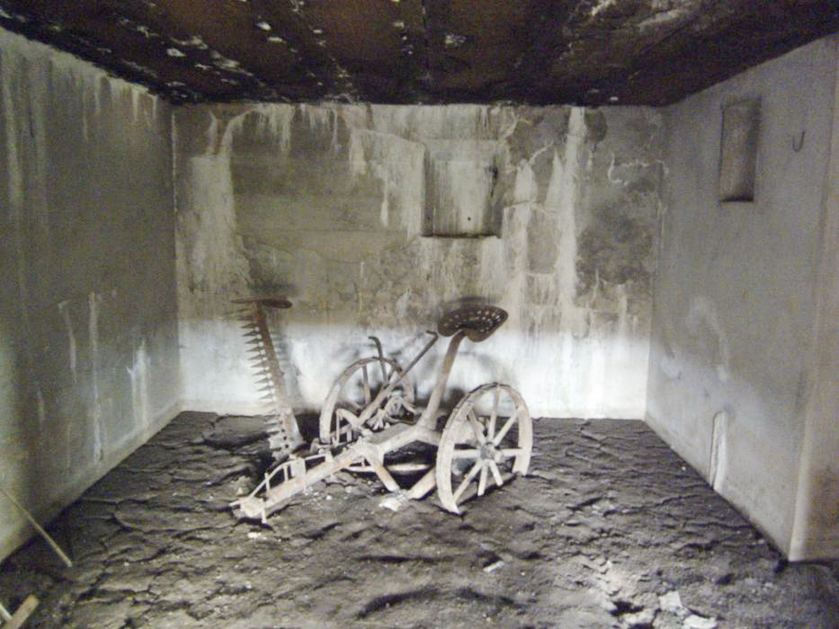 Ligne Maginot - RUTSCHENBERG ( Casemate d'infanterie ) - L'intérieur de la casemate est vide de tout équipement