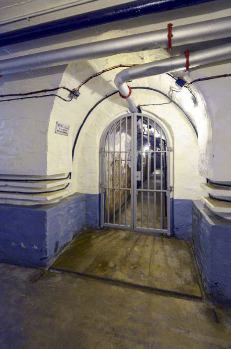 Ligne Maginot - SCHOENENBOURG - (Ouvrage d'artillerie) - Entrée de l'un des magasins à artifices.