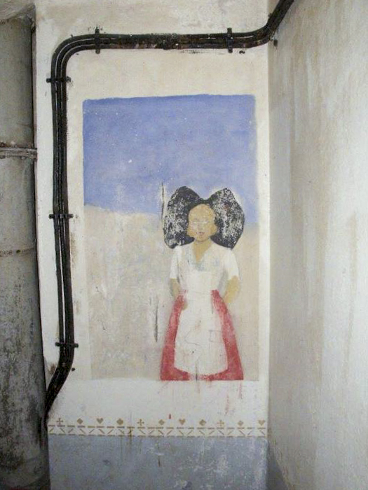 Ligne Maginot - SCHOENENBOURG - (Ouvrage d'artillerie) - Bloc 5
Peintures murales et graffitis dans les locaux de l'ouvrage