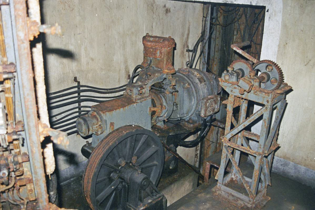 Ligne Maginot - MONTE GROSSO (MG) - E02 - (Ouvrage d'artillerie) - Bloc 4
Machinerie du monte-charge