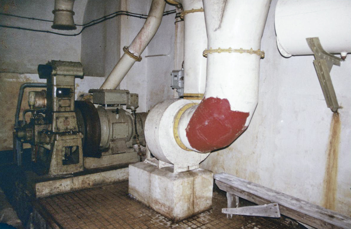 Ligne Maginot - MONTE GROSSO (MG) - E02 - (Ouvrage d'artillerie) - Usine, le groupe auxiliaire CLM 108