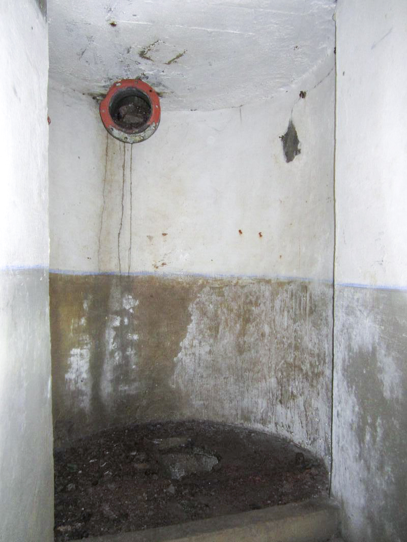 Ligne Maginot - HOFFEN ( Casemate d'infanterie ) - Emplacement du puits