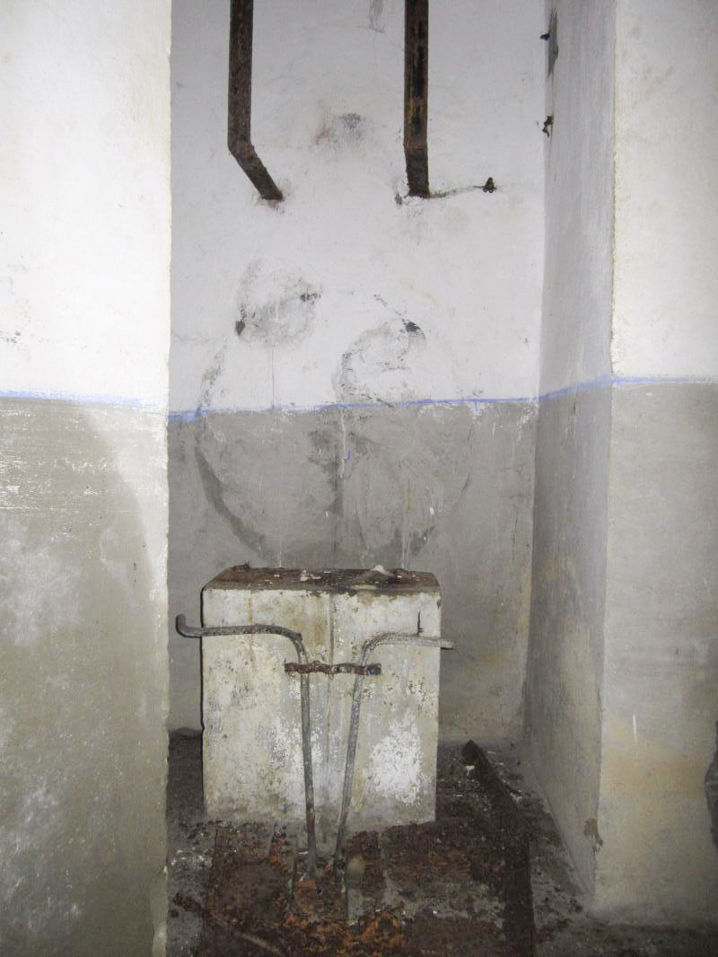 Ligne Maginot - HOFFEN ( Casemate d'infanterie ) - Emplacement de la pompe du puits