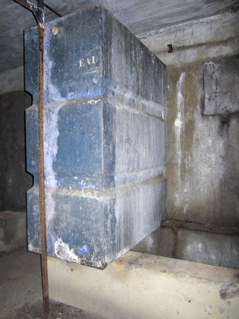 Ligne Maginot - HOFFEN ( Casemate d'infanterie ) - Réservoir d'eau de la salle des machines