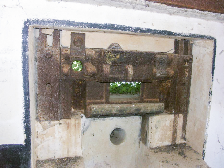 Ligne Maginot - HUNSPACH STATION 2 - (Blockhaus pour canon) - La trémie Pamart-Lemaigre - LAMBERT Pascal