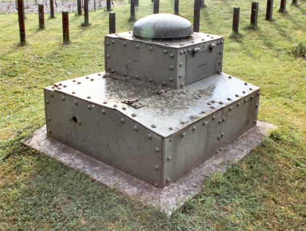 Ligne Maginot - RITTERSHOFFEN (2°BON - 79° RIF) - (PC de Quartier) - La guérite observatoire remise en valeur à la casemate Esch - Antoine SCHOEN