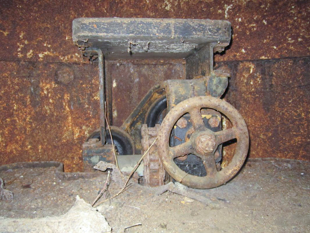 Ligne Maginot - BOIS DE RITTERSHOFFEN 3 - (Casemate d'infanterie - Simple) - Commande de l'élévateur