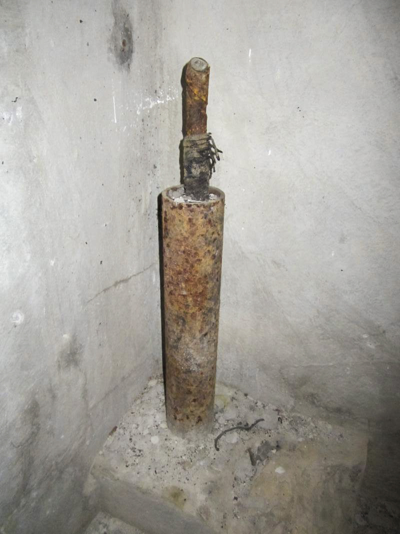 Ligne Maginot - BOIS DE RITTERSHOFFEN 5 - (Casemate d'infanterie - Simple) - Arrivée de câble