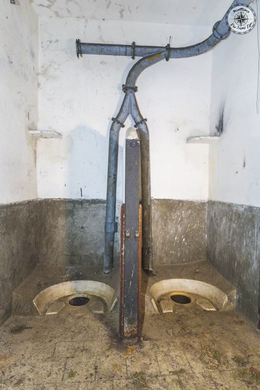 Ligne Maginot - BOIS KARRE - X12 - (Abri) - Latrines