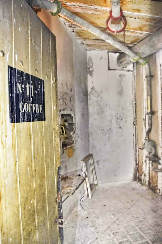 Ligne Maginot - BOIS DE CATTENOM - X14 - (Abri) - Coffre (pièce N°11)