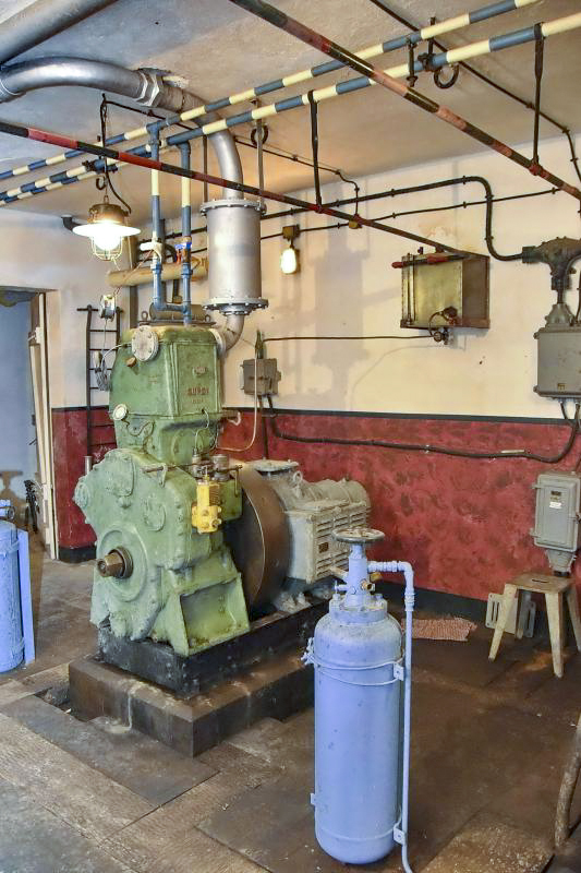 Ligne Maginot - BOIS DE CATTENOM - X14 - (Abri) - Moteur 1 de marque 'SUPDI' (SUPer DIesel)